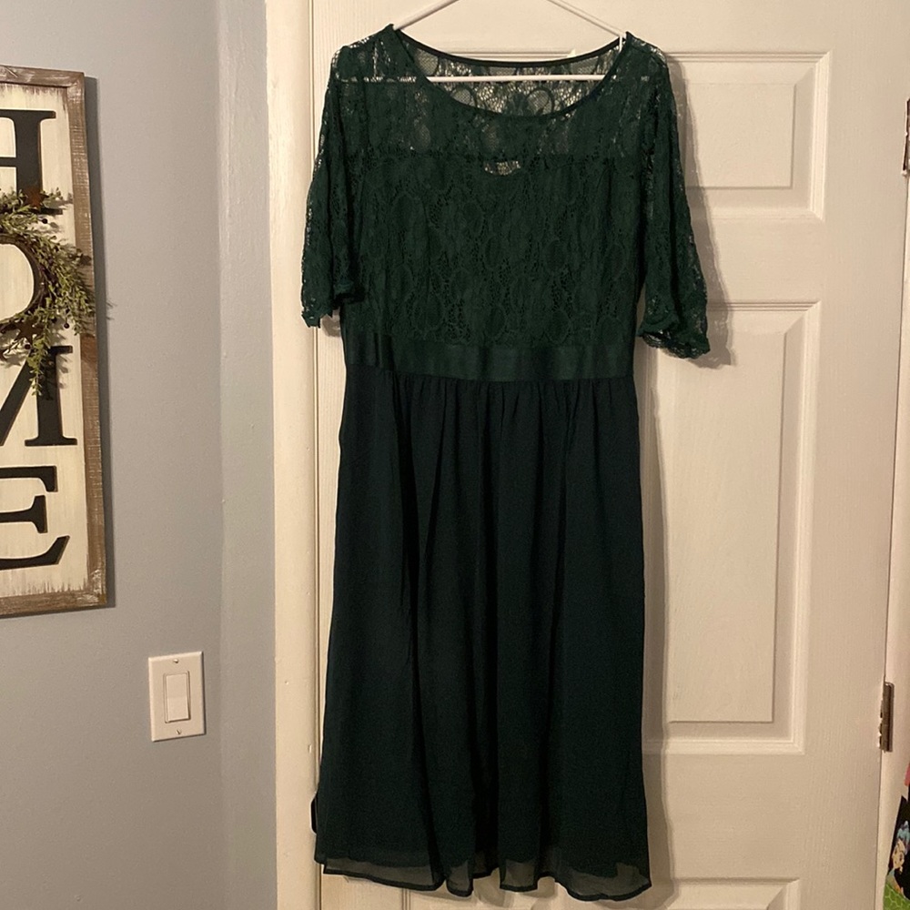 Formal Dress - Picture 2 of 5